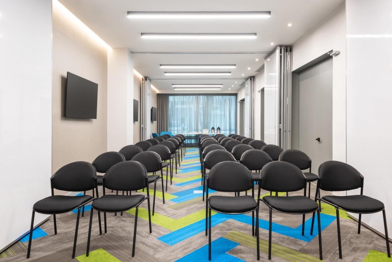 Holiday Inn Express Bogota - Parque La 93 By Ihg Экстерьер фото