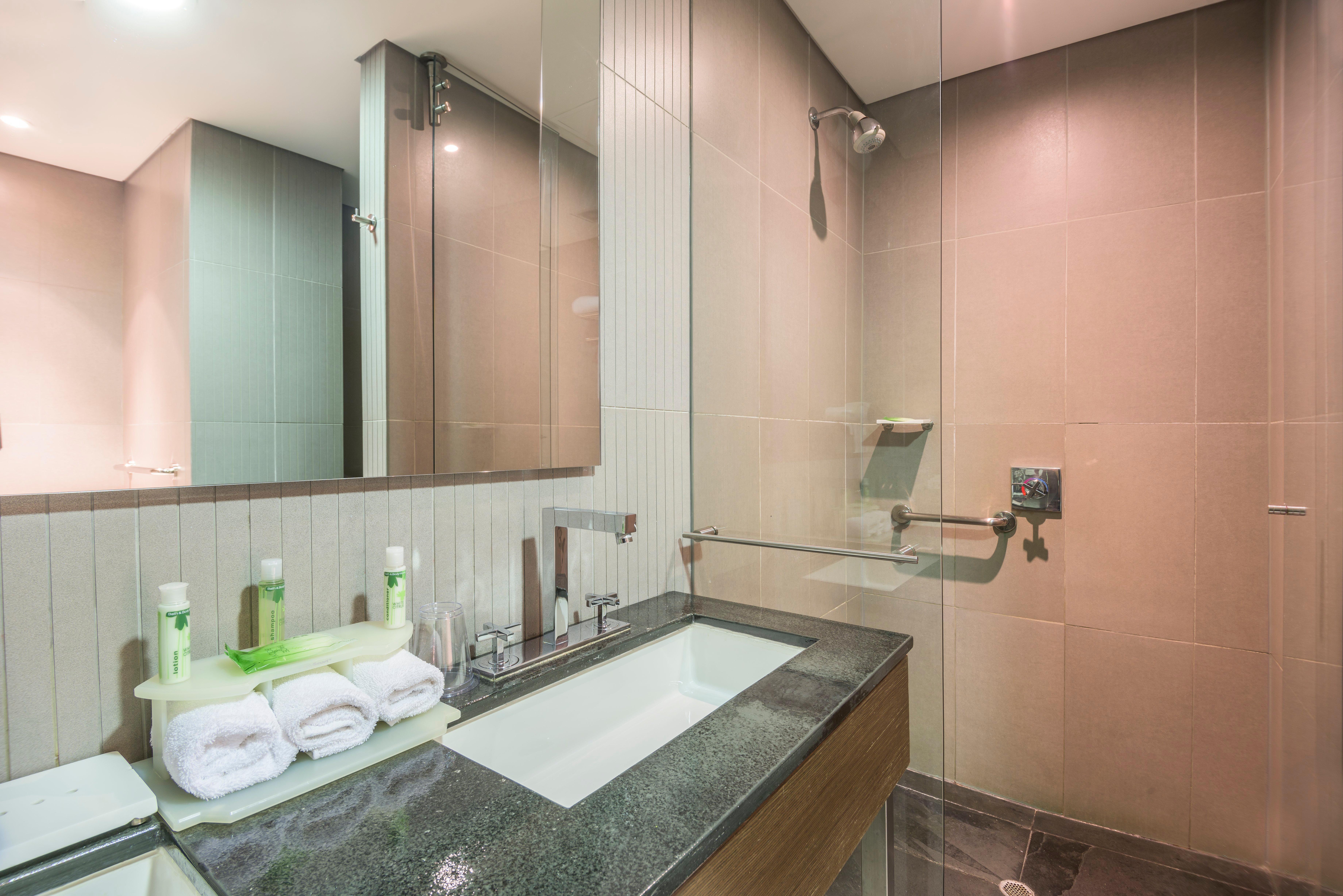 Holiday Inn Express Bogota - Parque La 93 By Ihg Экстерьер фото